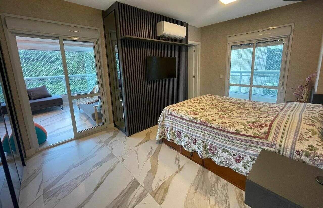 Apartamento à venda no Canto do Forte: 