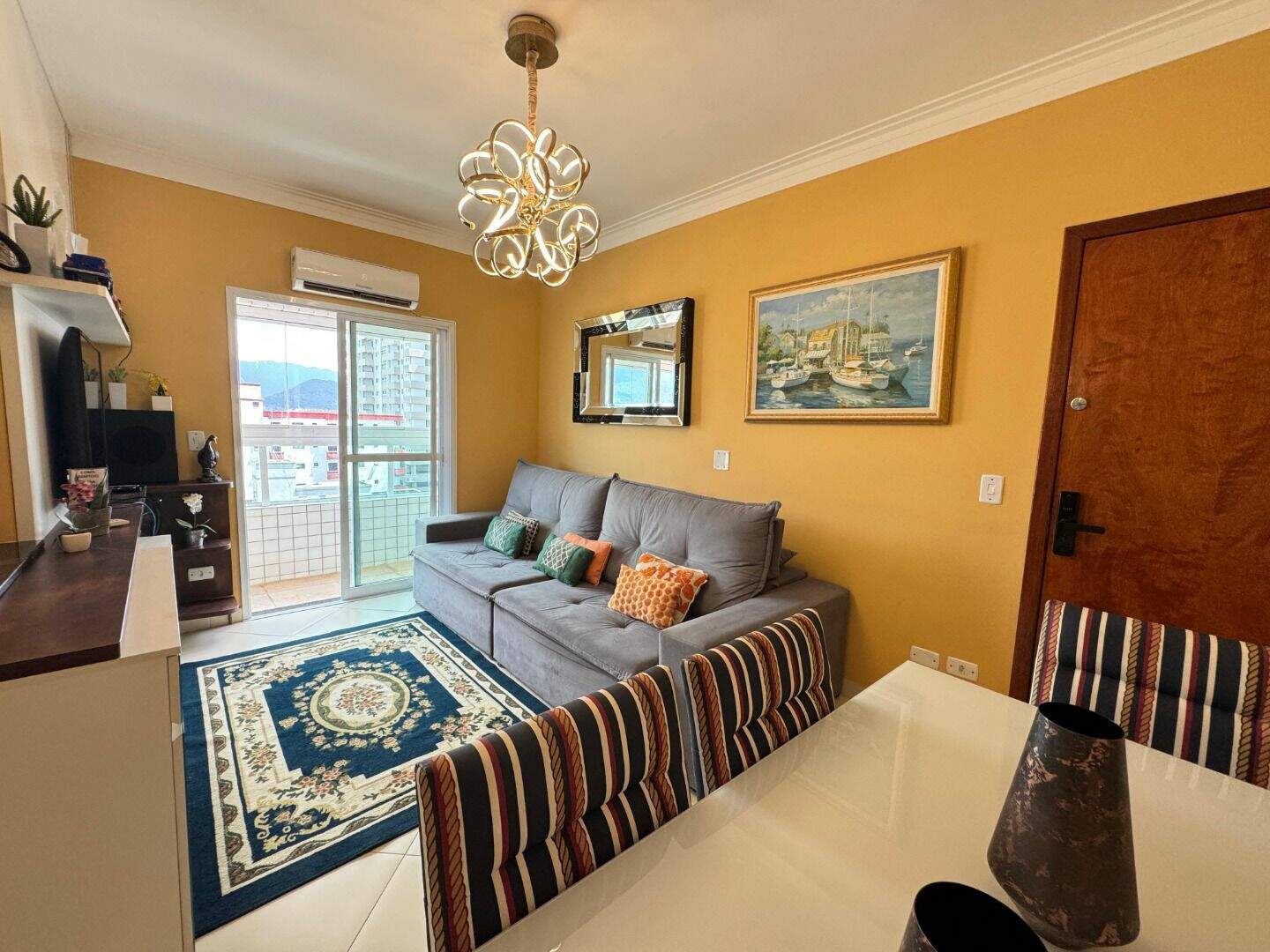 Apartamento à venda no Caiçara: 