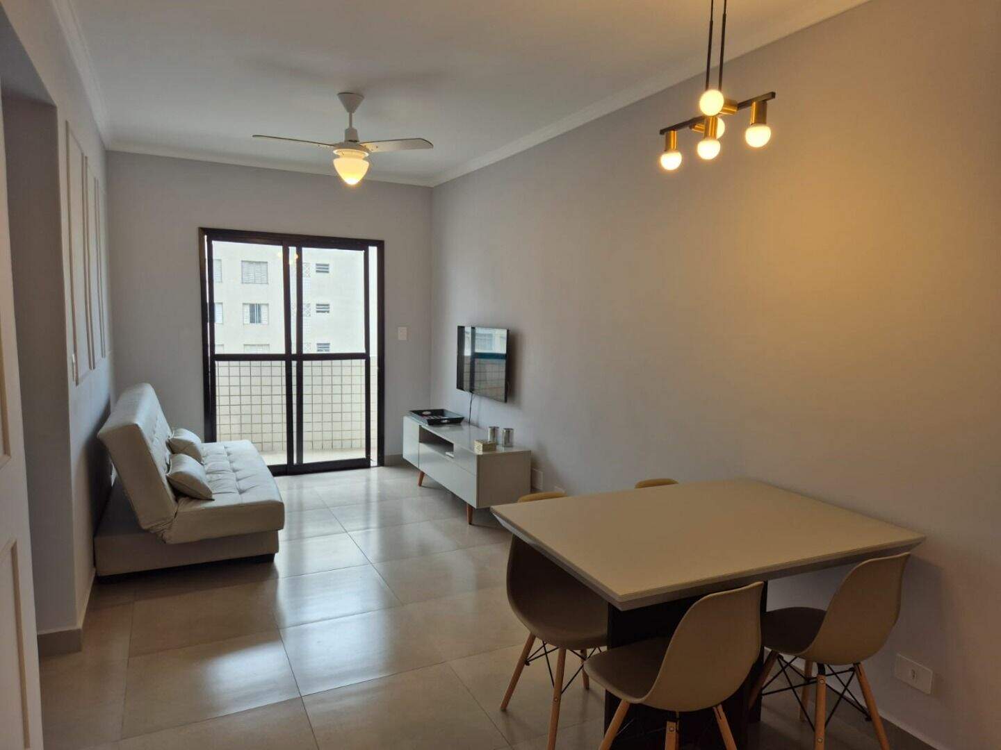 Apartamento à venda no Ocian: 