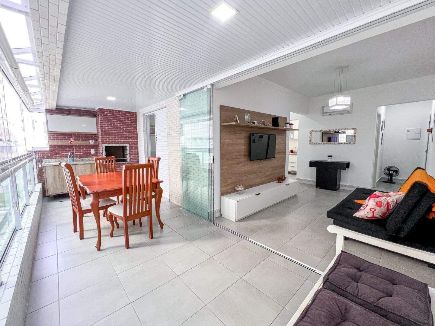 Apartamento à venda no Canto do Forte: 