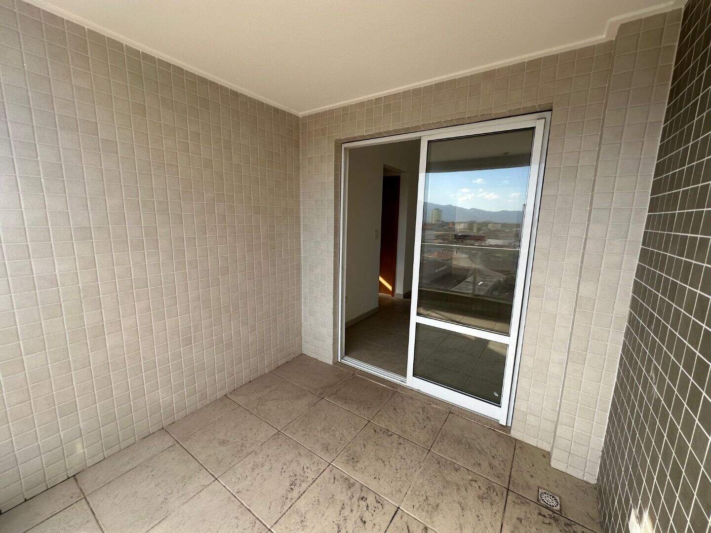 Apartamento à venda no Mirim: 
