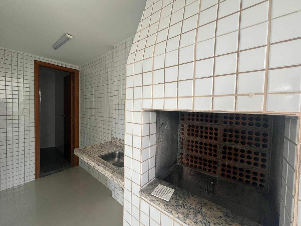 Apartamento à venda no Tupi: 