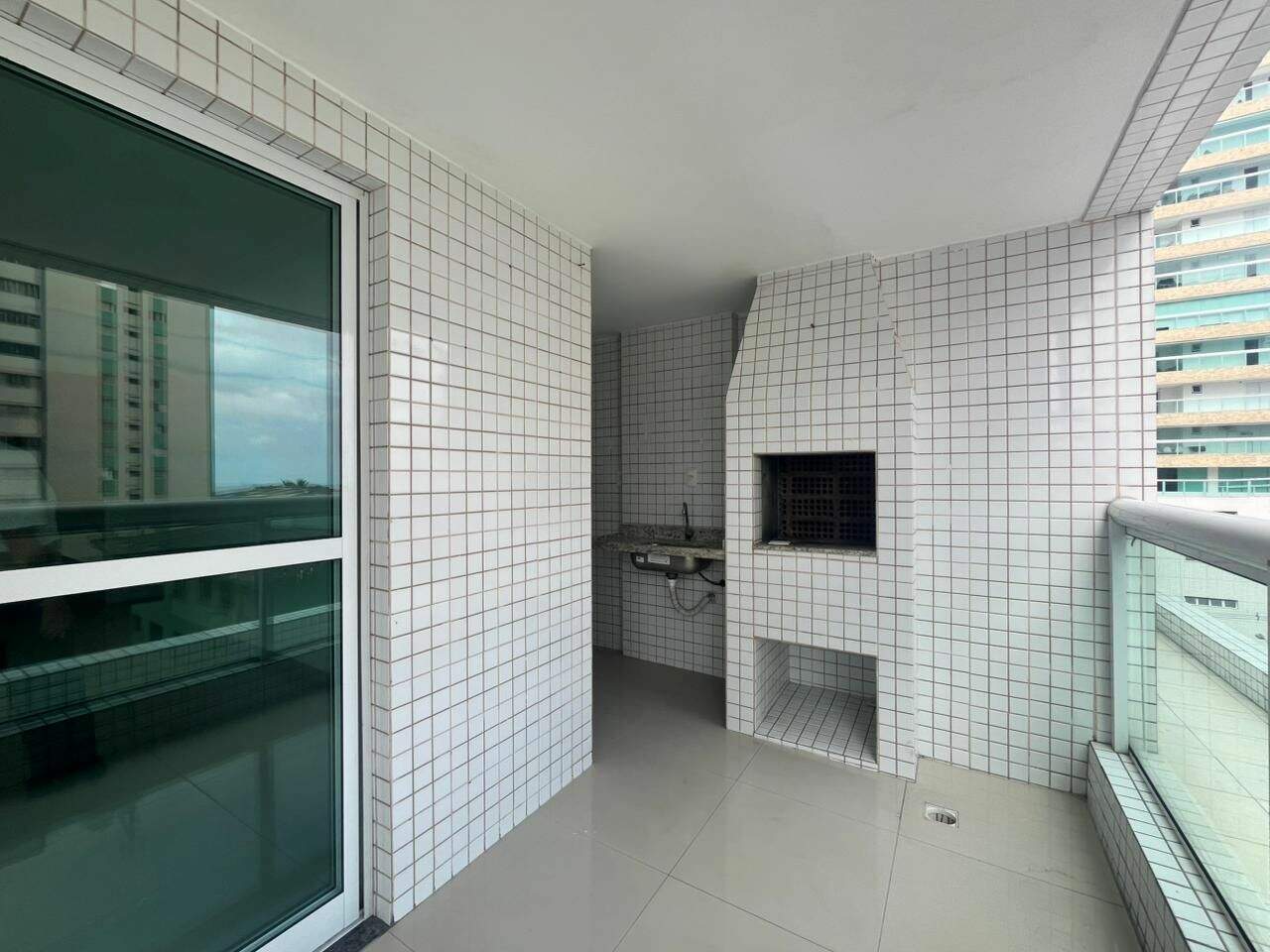 Apartamento à venda no Tupi: 