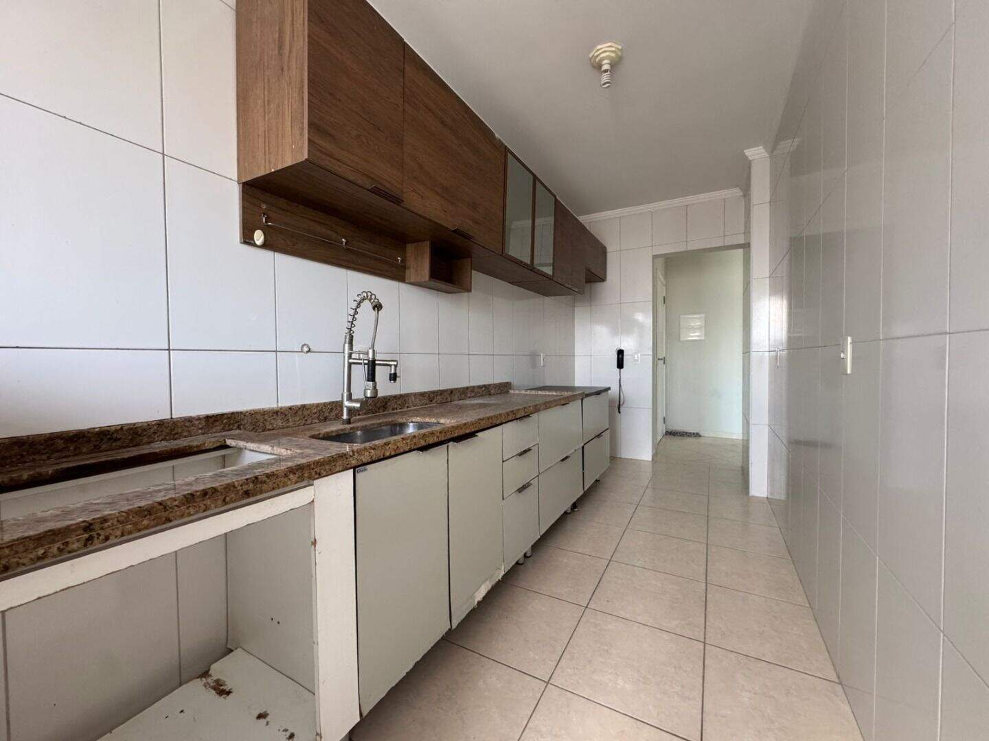 Apartamento à venda no Aviação: 