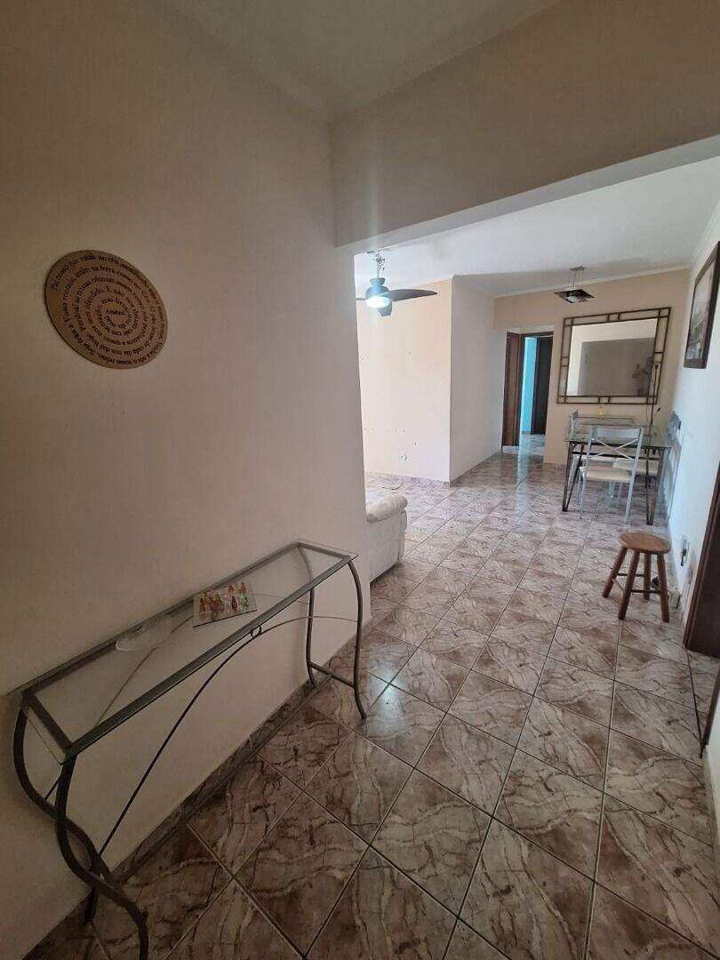 Apartamento à venda no Solemar: 