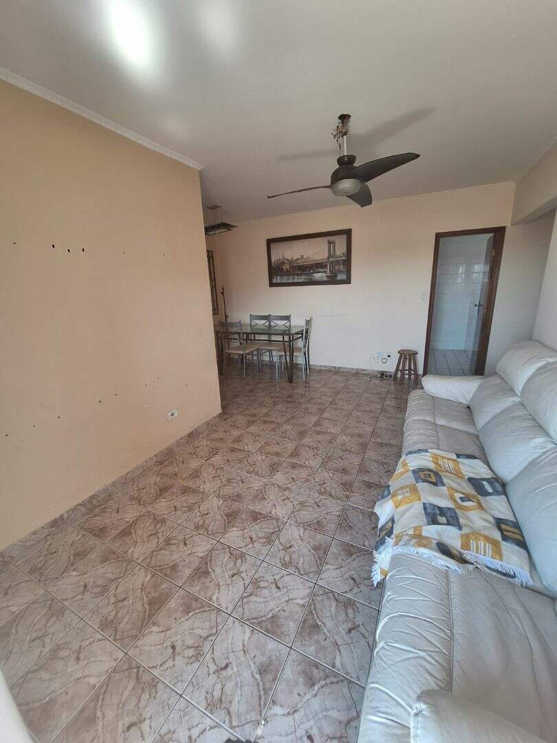 Apartamento à venda no Solemar: 