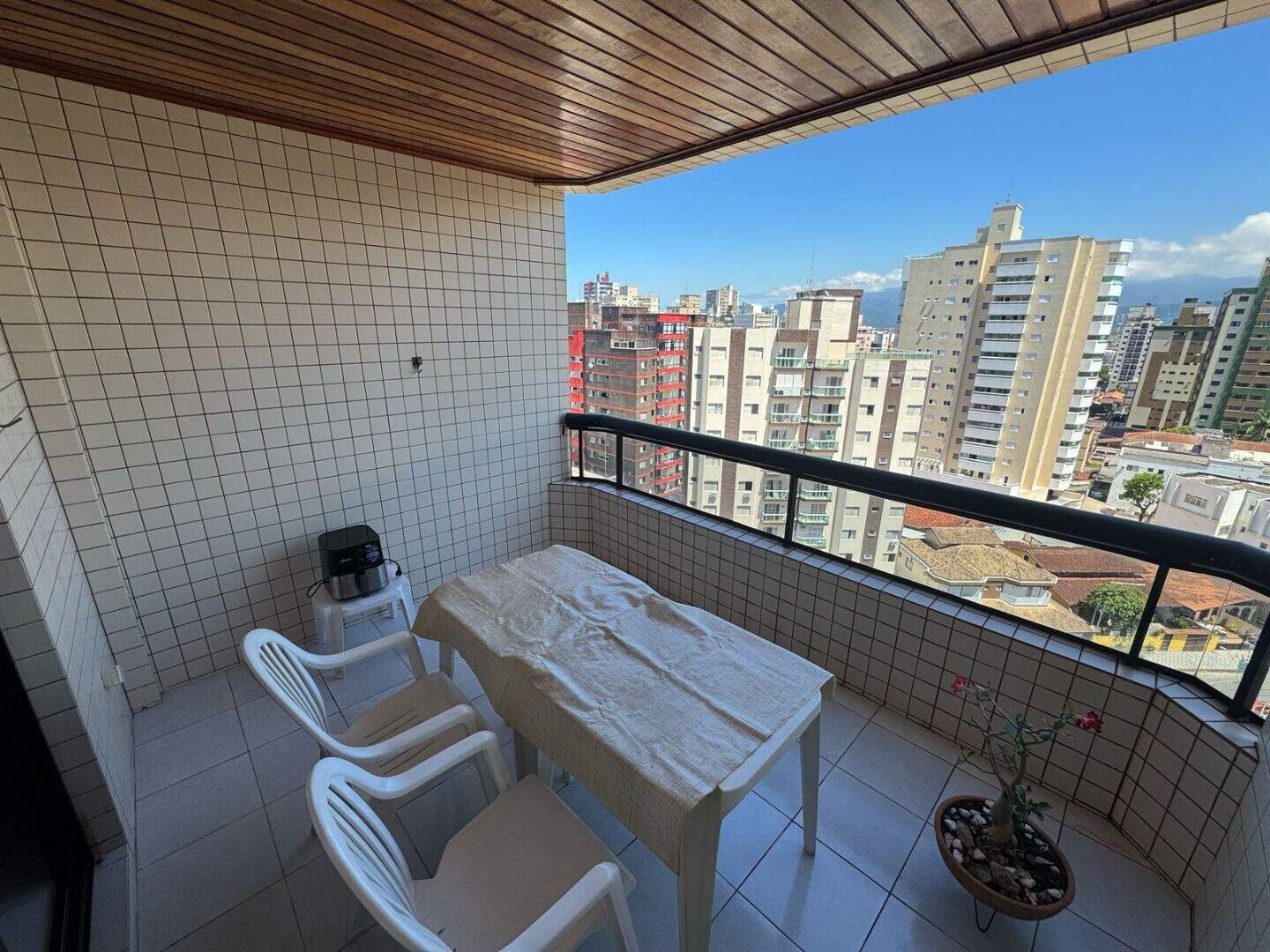Apartamento à venda no Tupi: 