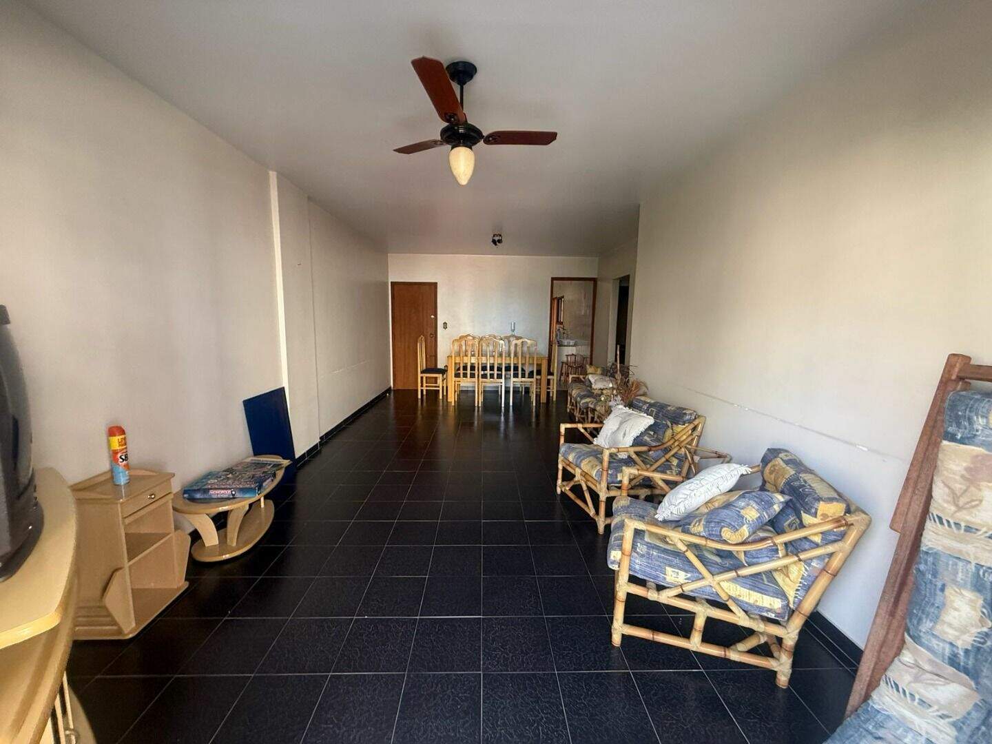 Apartamento à venda no Tupi: 