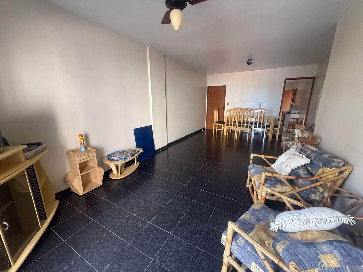 Apartamento à venda no Tupi: 