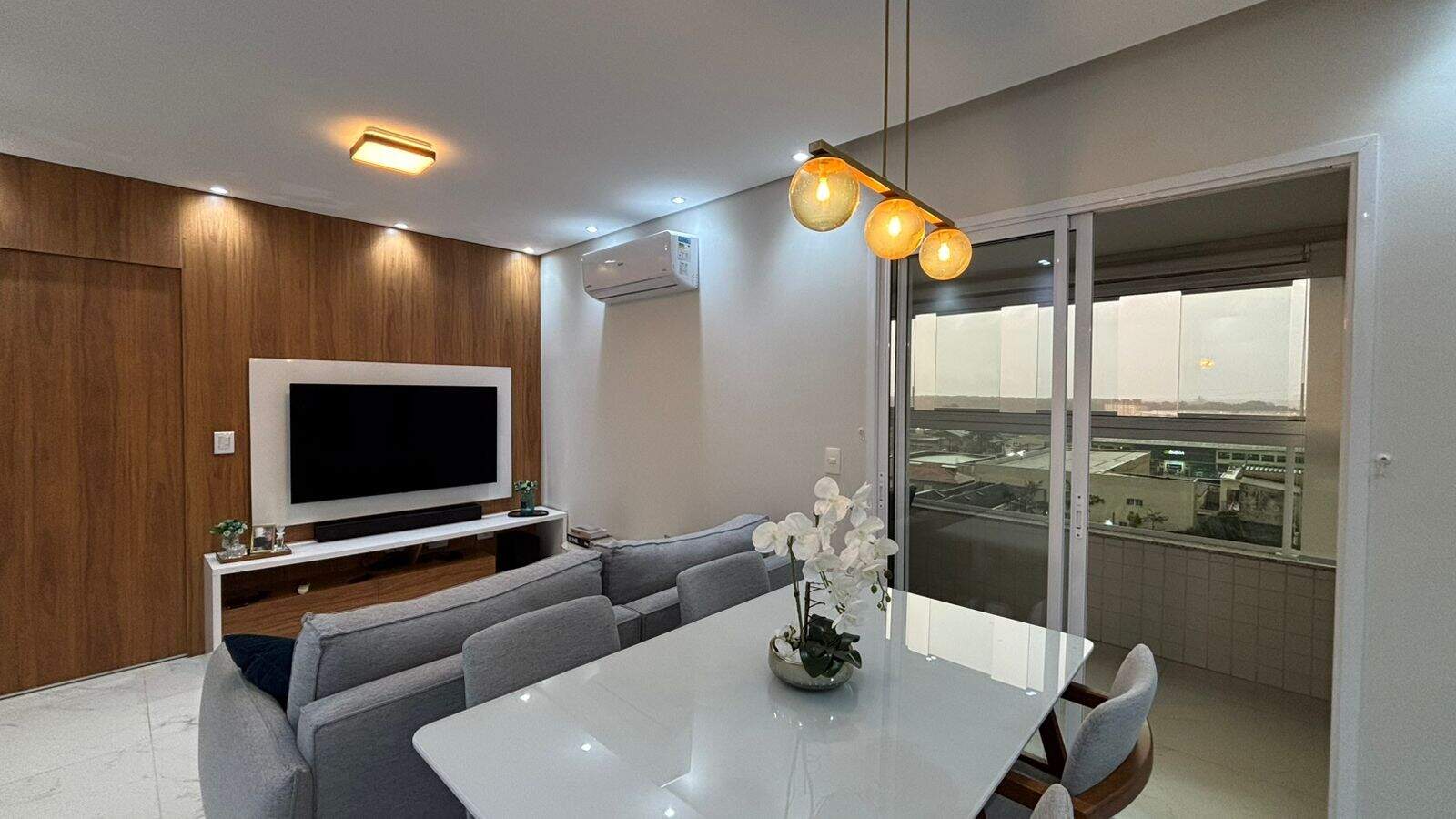 Apartamento à venda no Caiçara: 