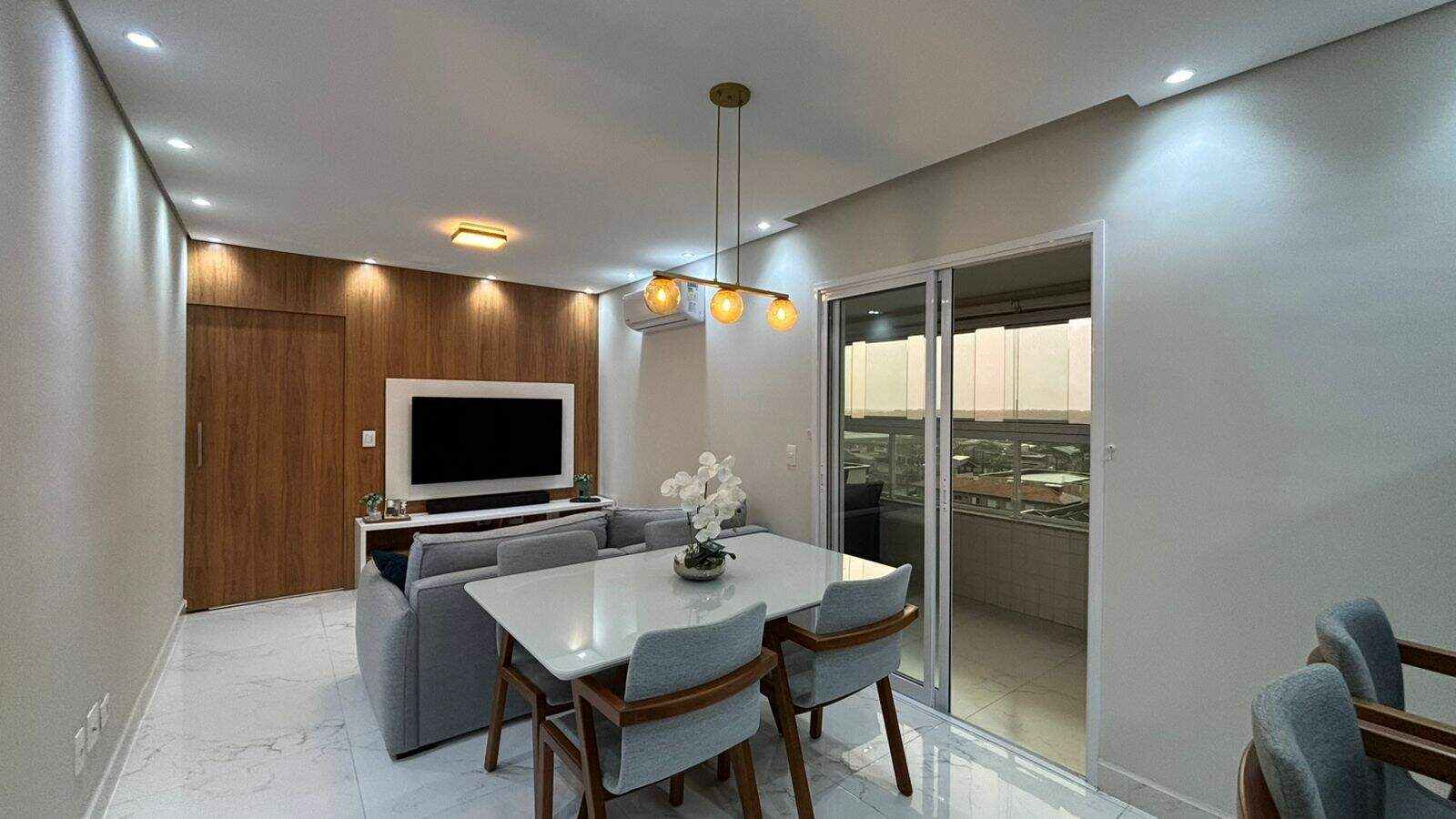 Apartamento à venda no Caiçara: 