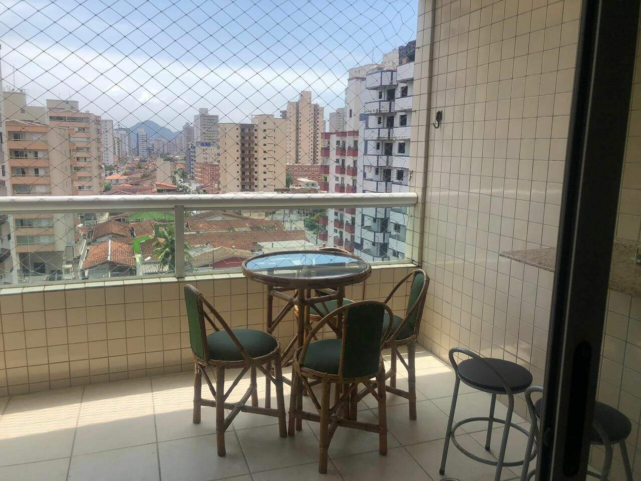 Apartamento à venda no Tupi: 