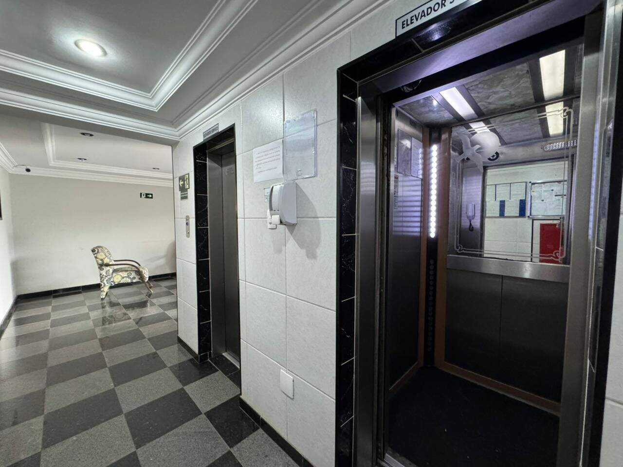 Apartamento à venda no Tupi: 
