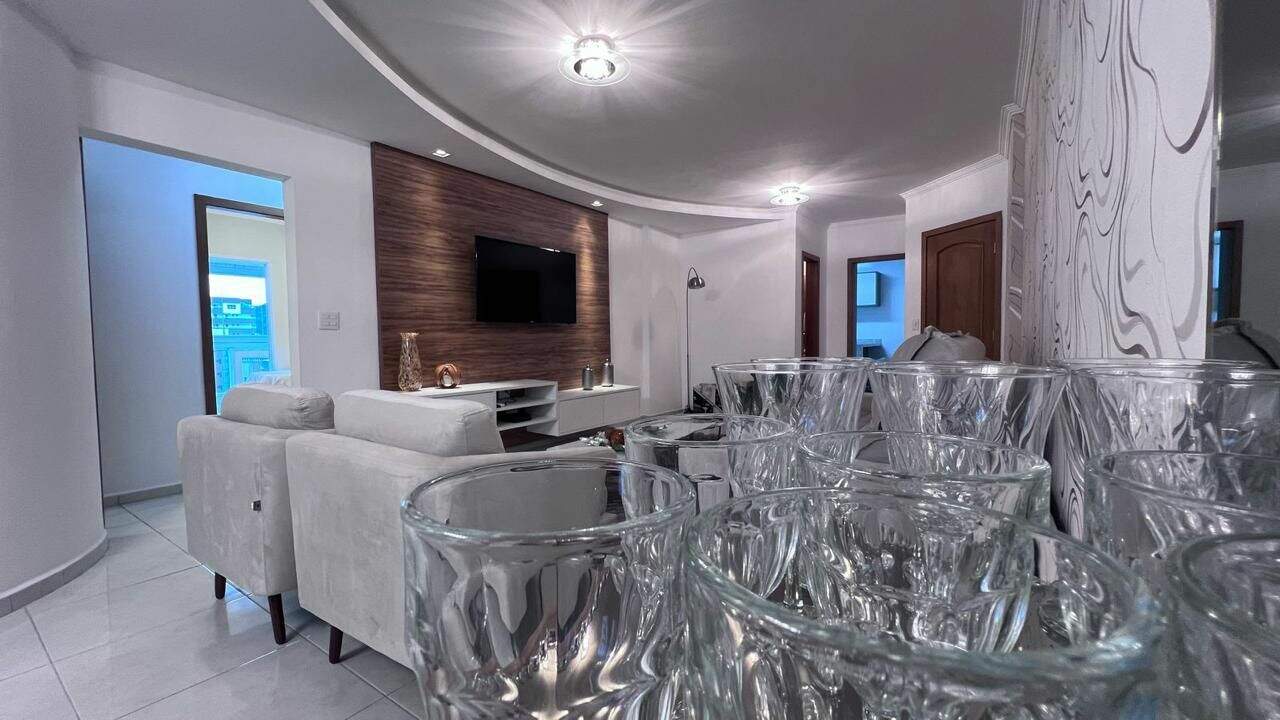 Apartamento à venda no Canto do Forte: 