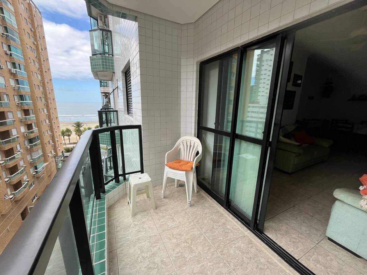 Apartamento à venda no Canto do Forte: 