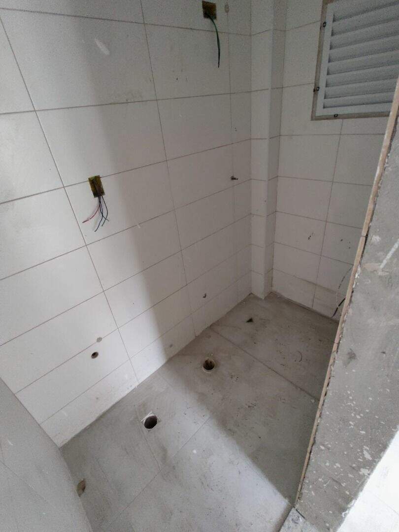 Apartamento à venda no Tupi: 