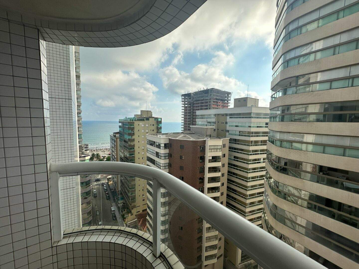 Apartamento à venda no Canto do Forte: 