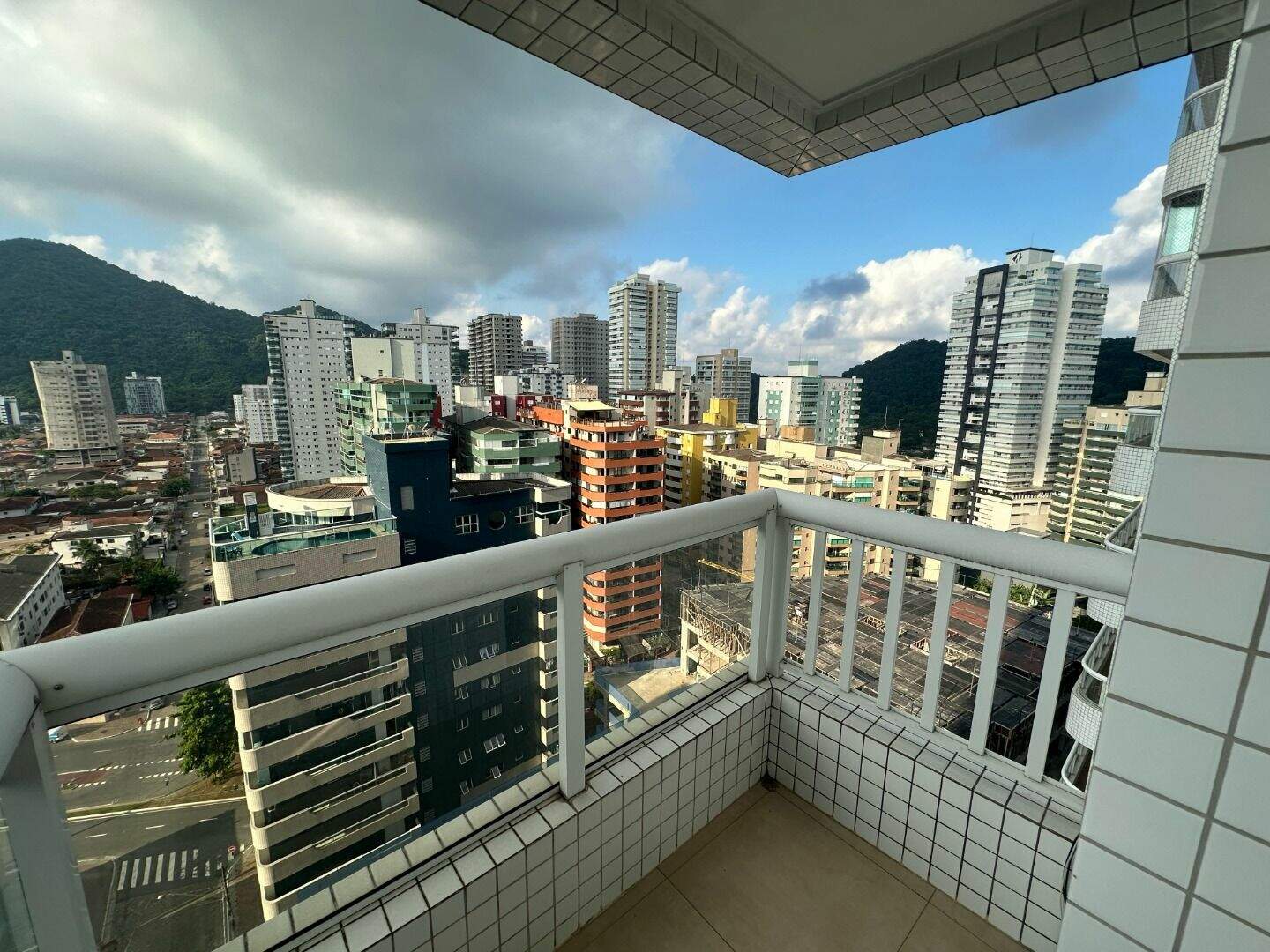Apartamento à venda no Canto do Forte: 
