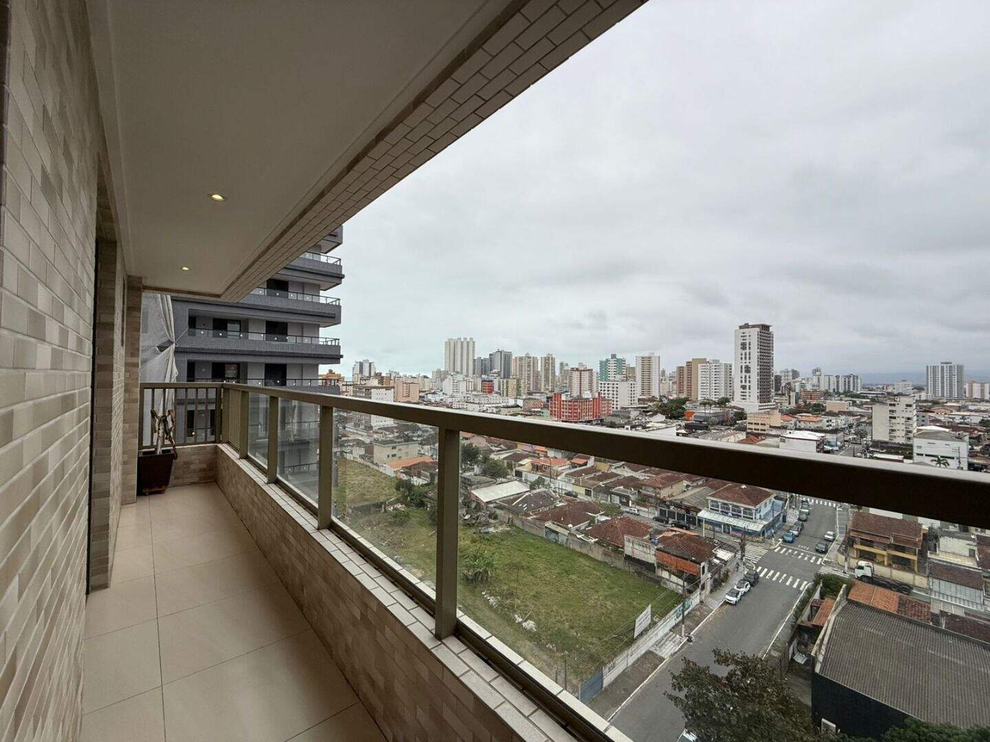 Apartamento à venda no Canto do Forte: 