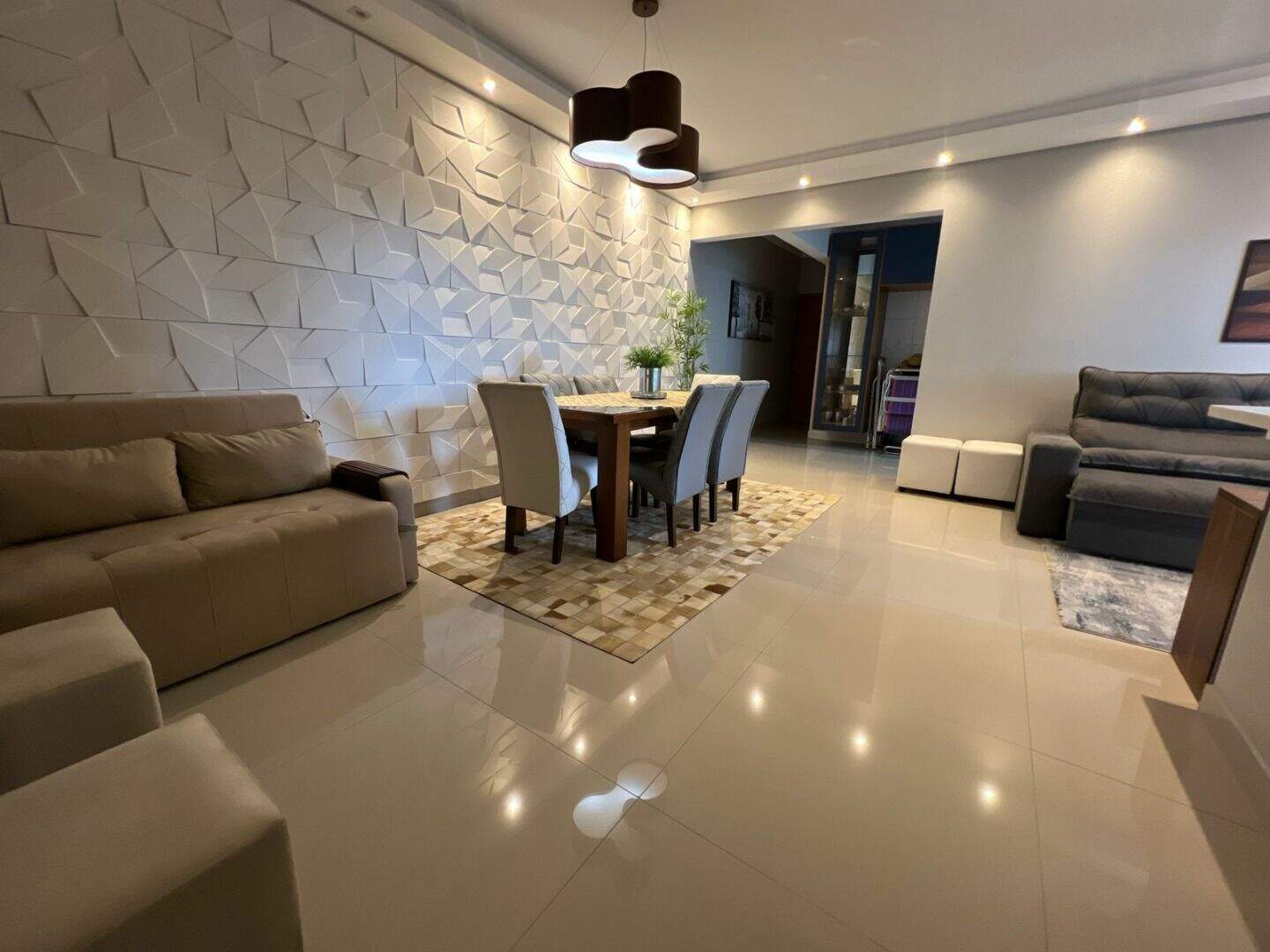 Apartamento à venda no Caiçara: 