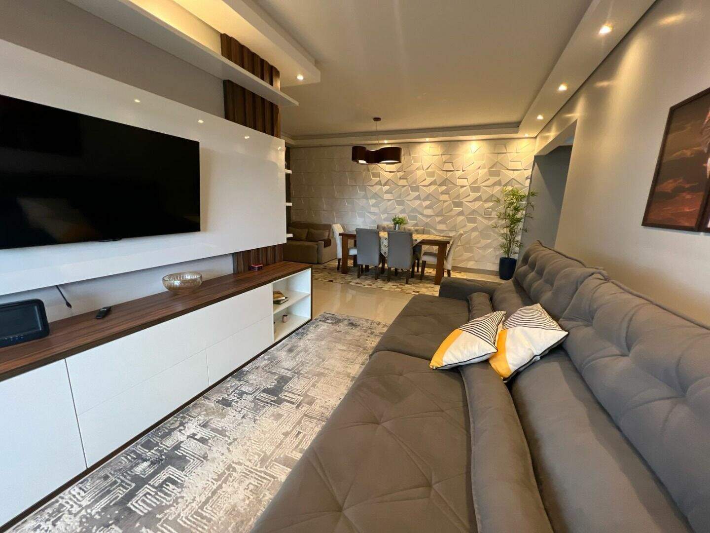 Apartamento à venda no Caiçara: 
