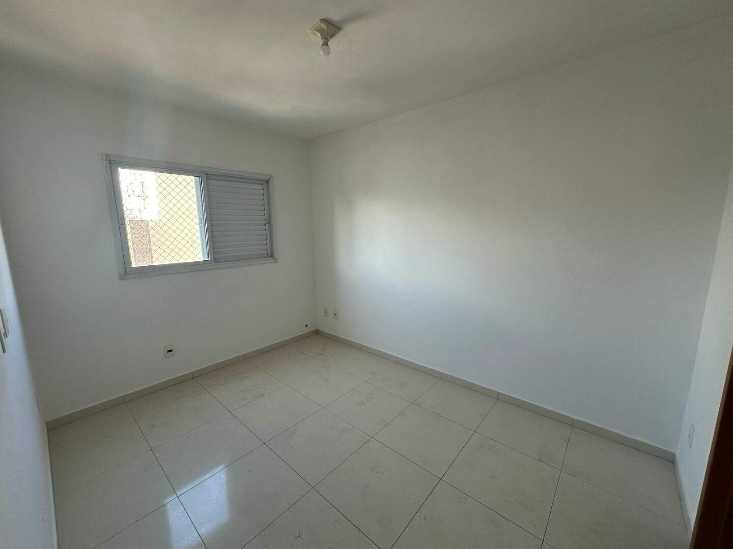 Apartamento à venda no Guilhermina: 