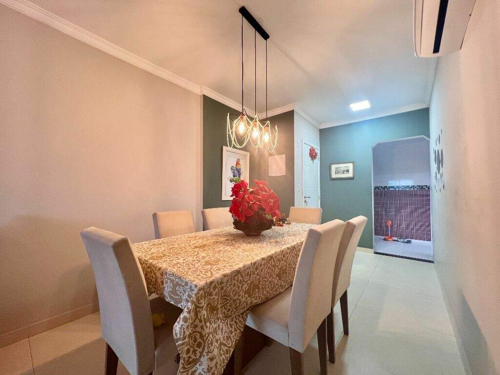 Apartamento à venda no Canto do Forte: 