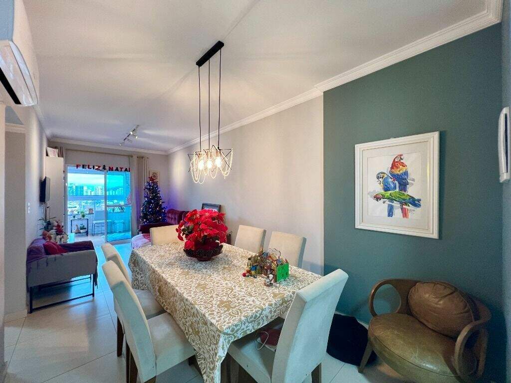 Apartamento à venda no Canto do Forte: 