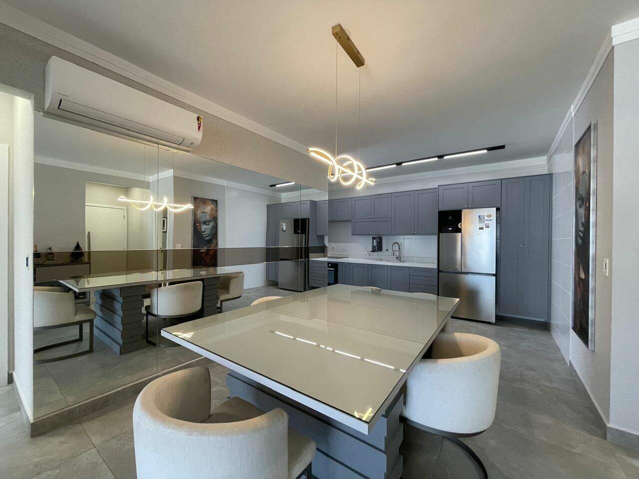 Apartamento à venda no Canto do Forte: 