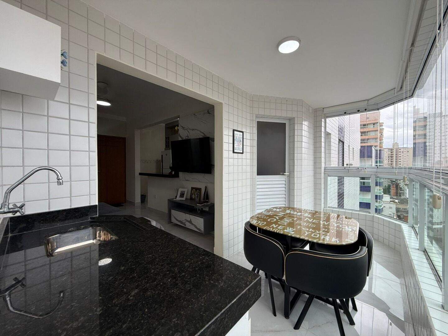 Apartamento à venda no Tupi: 