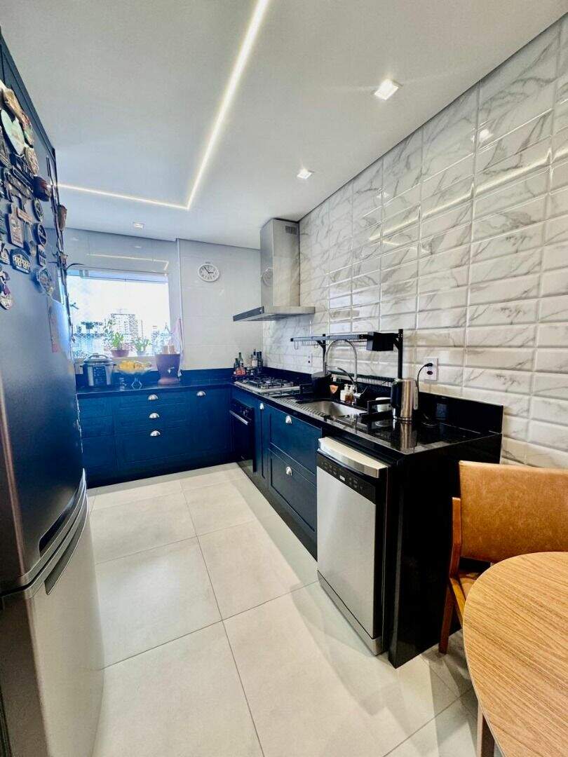 Apartamento à venda no Canto do Forte: 