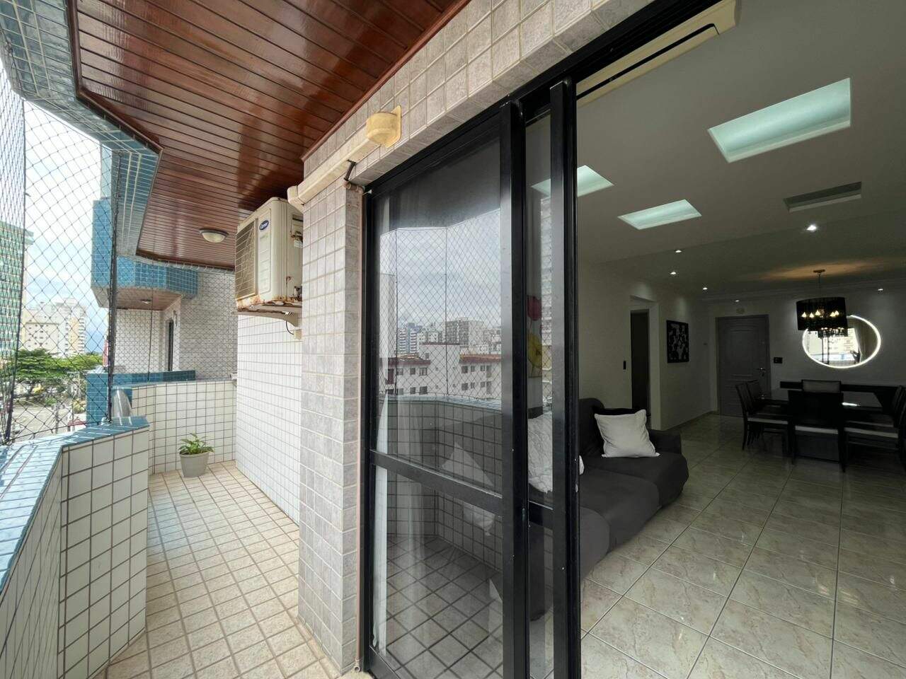 Apartamento à venda no Guilhermina: 