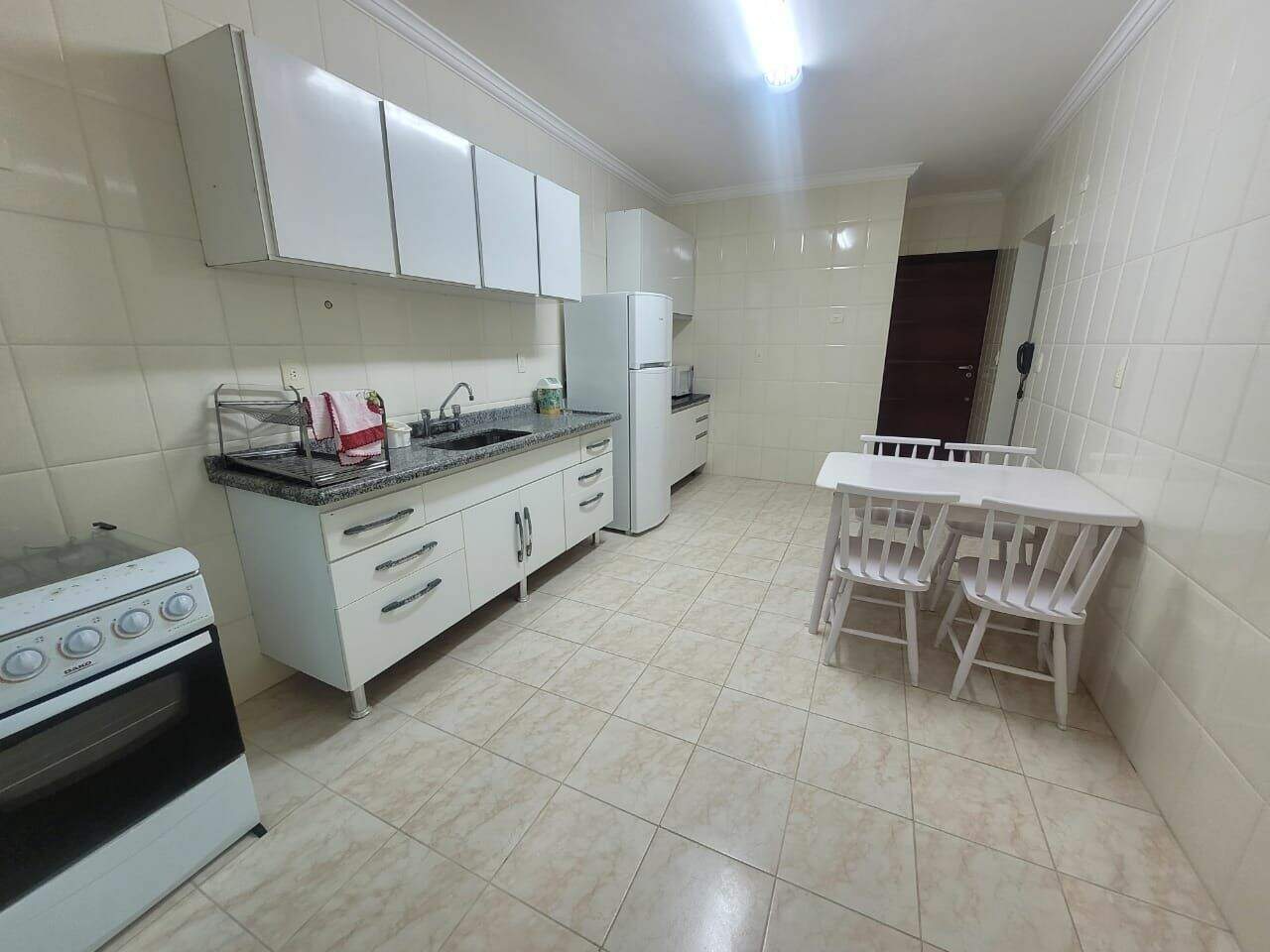 Apartamento à venda no Tupi: 