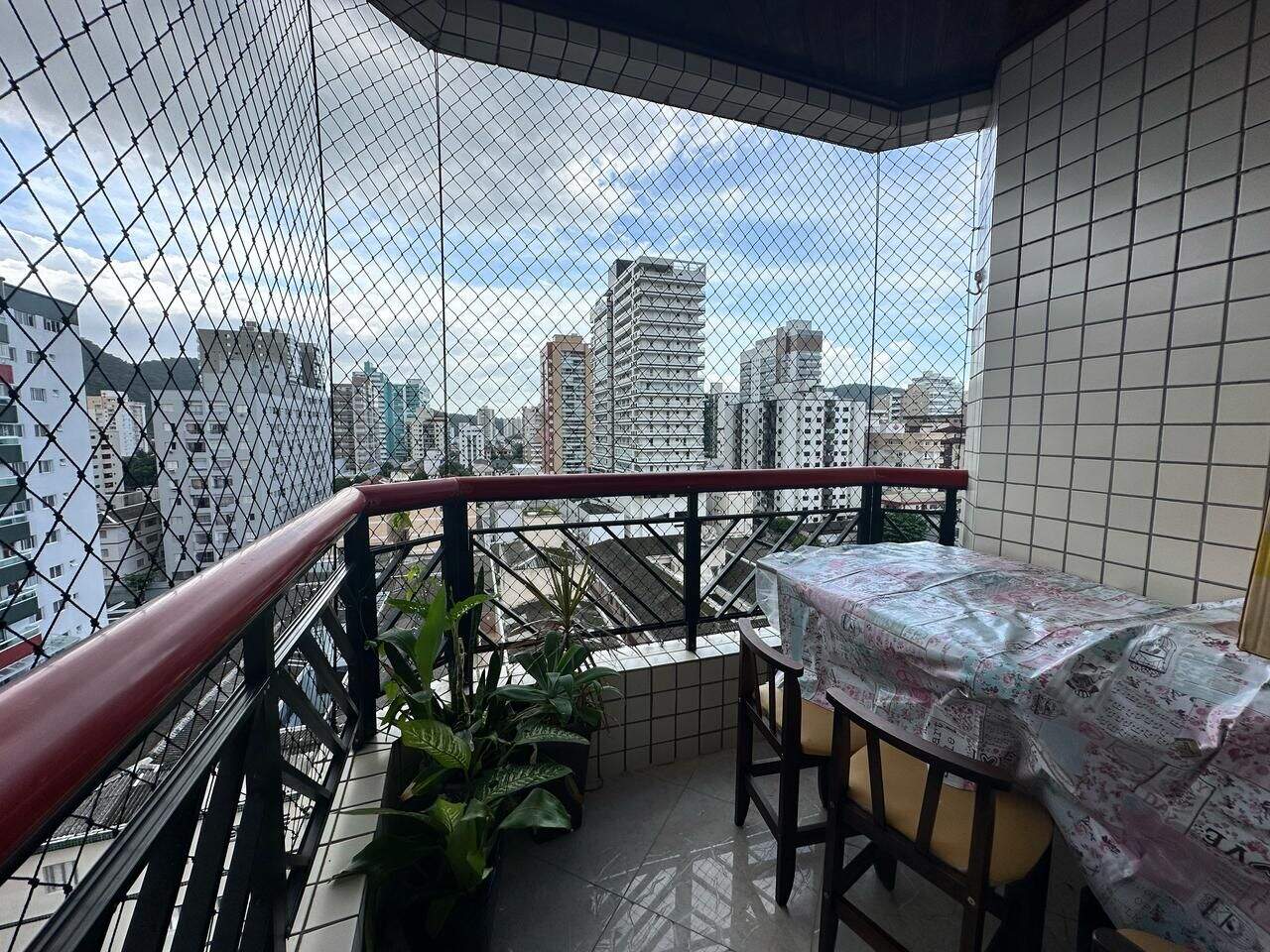 Apartamento à venda no Canto do Forte: 