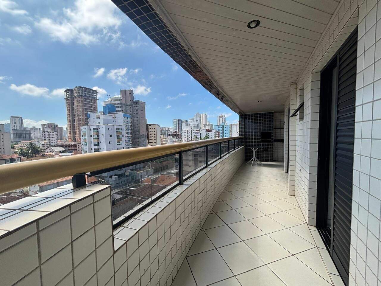 Apartamento à venda no Guilhermina: 