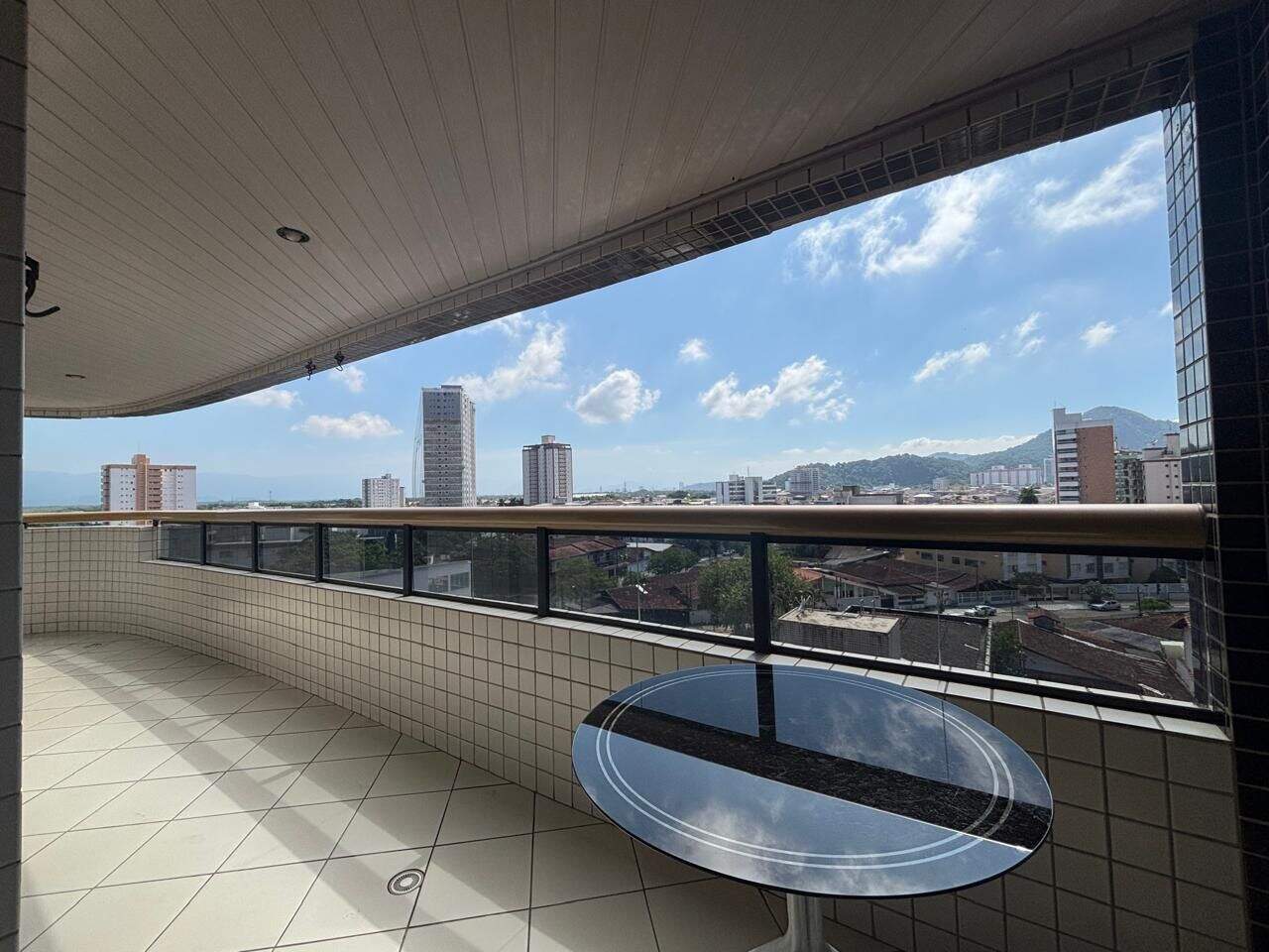 Apartamento à venda no Guilhermina: 