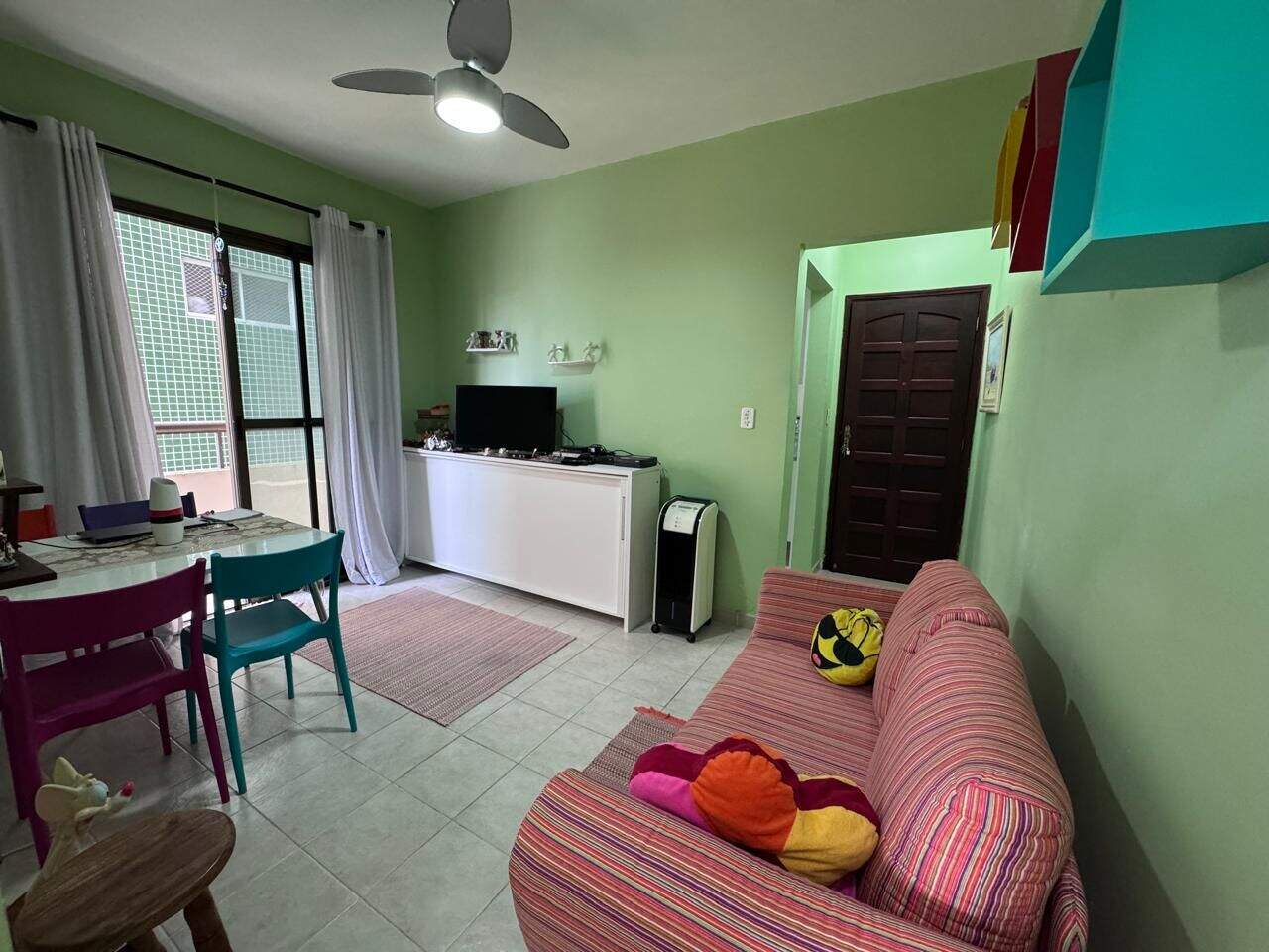 Apartamento à venda no Canto do Forte: 
