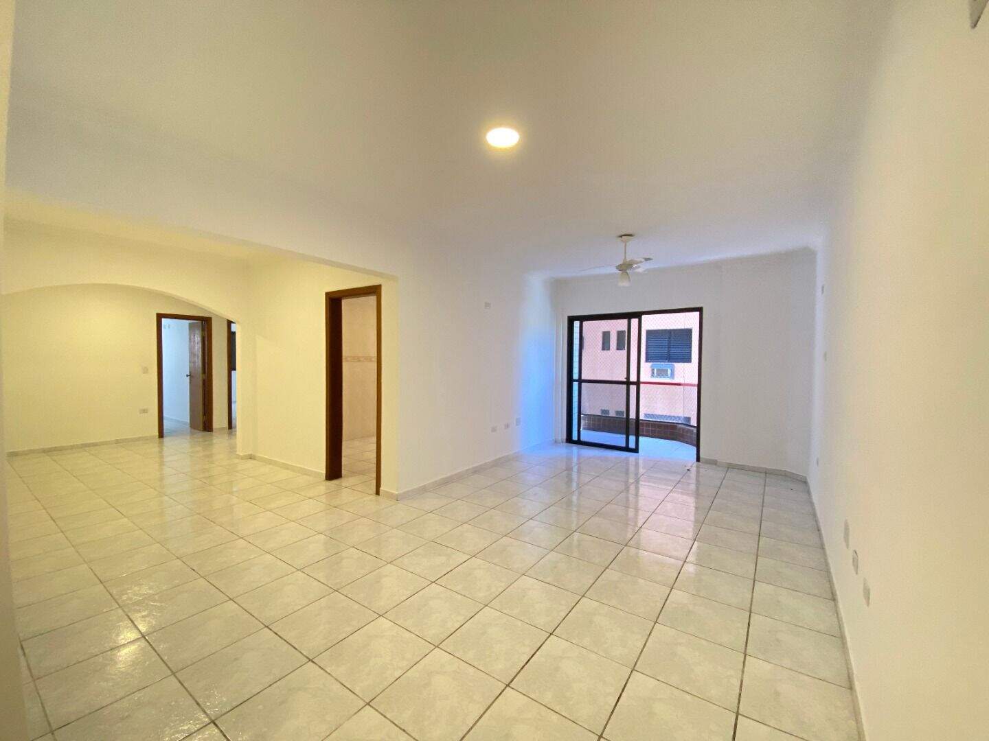 Apartamento à venda no Canto do Forte: 