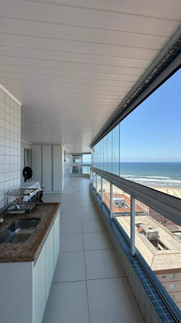 Apartamento à venda no Ocian: 