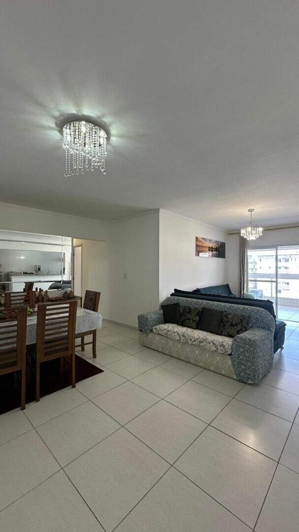 Apartamento à venda no Ocian: 