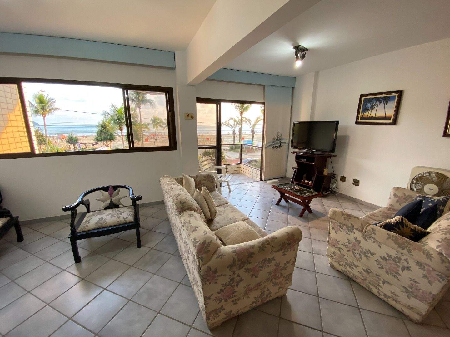 Apartamento à venda no Canto do Forte: 