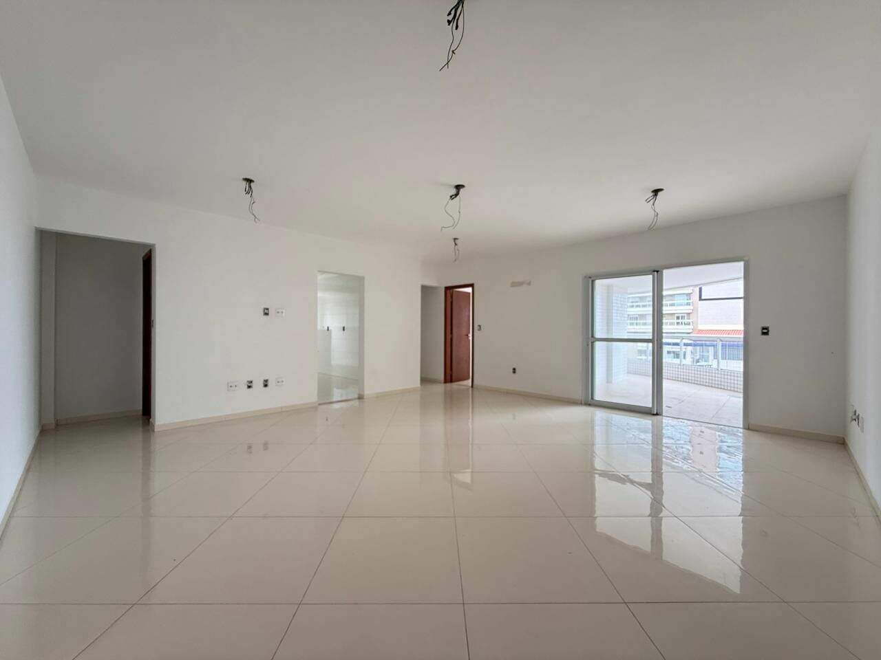 Apartamento à venda no Canto do Forte: 