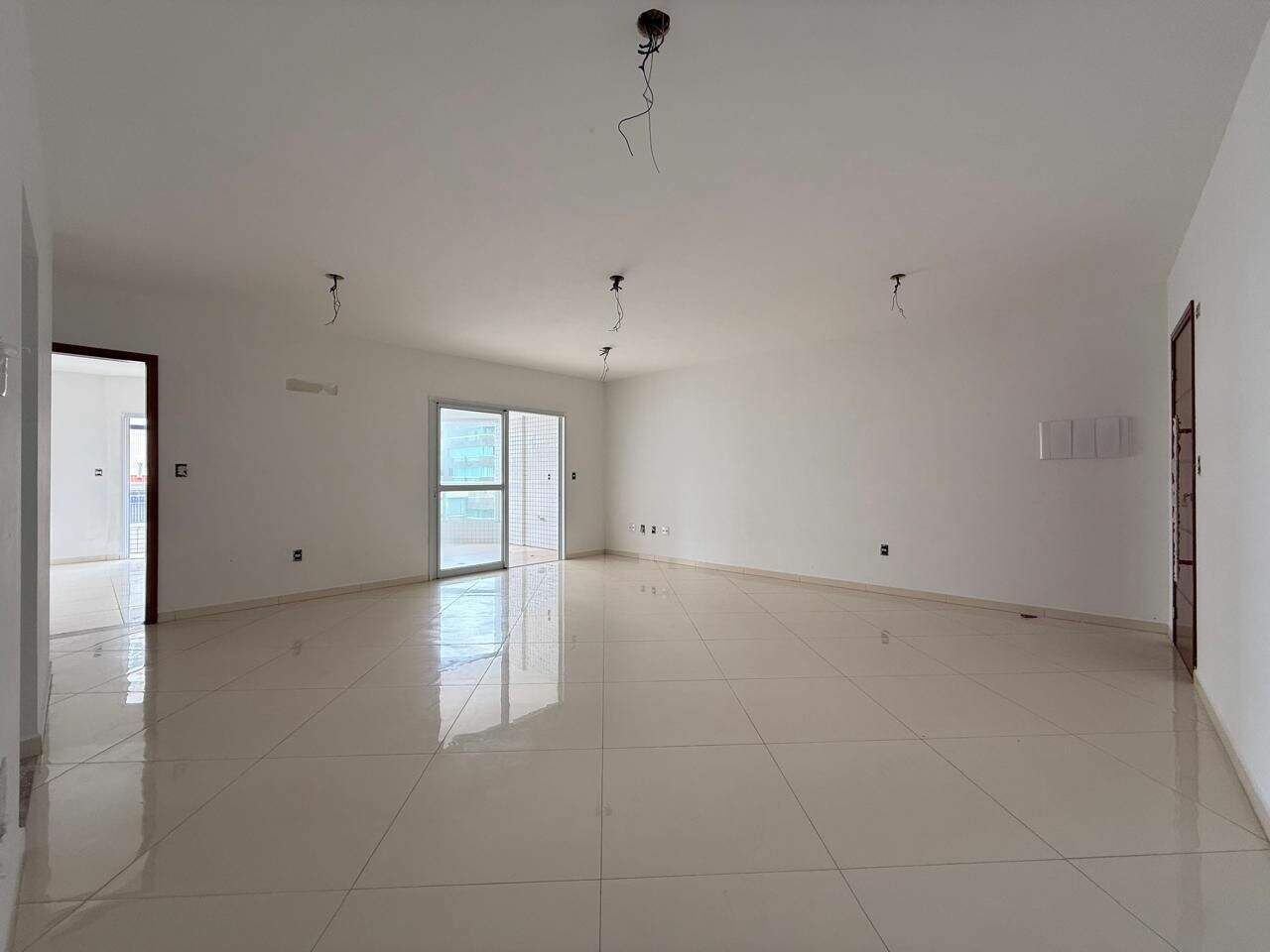 Apartamento à venda no Canto do Forte: 