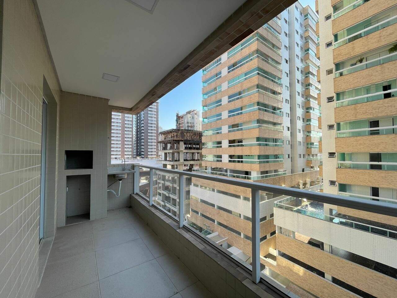 Apartamento à venda no Canto do Forte: 