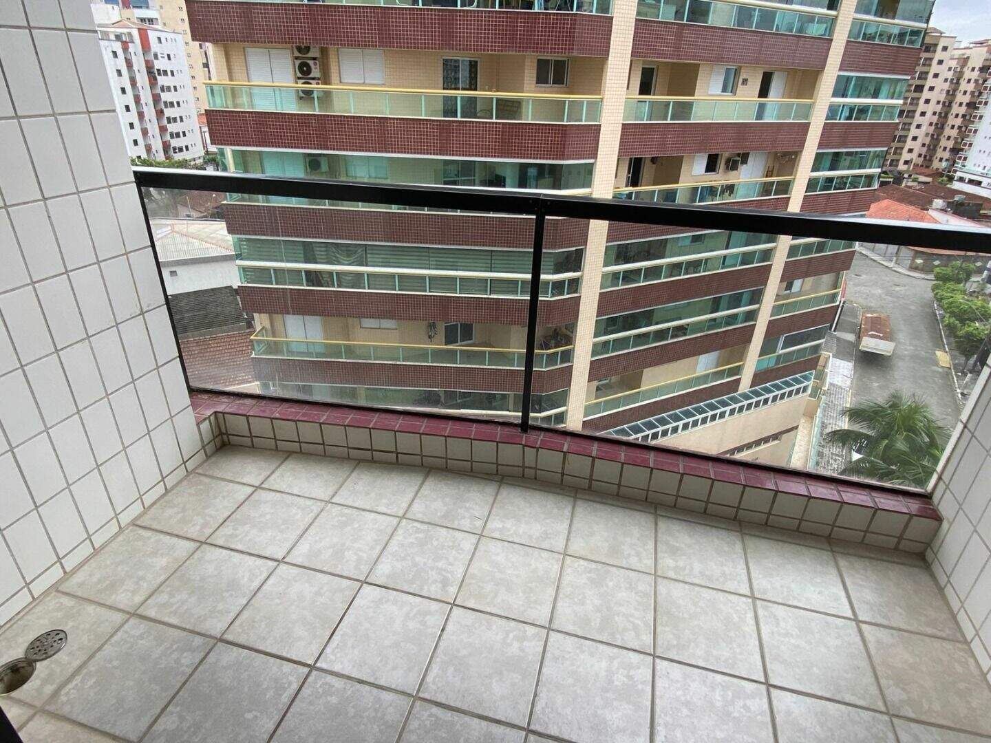 Apartamento à venda no Ocian: 