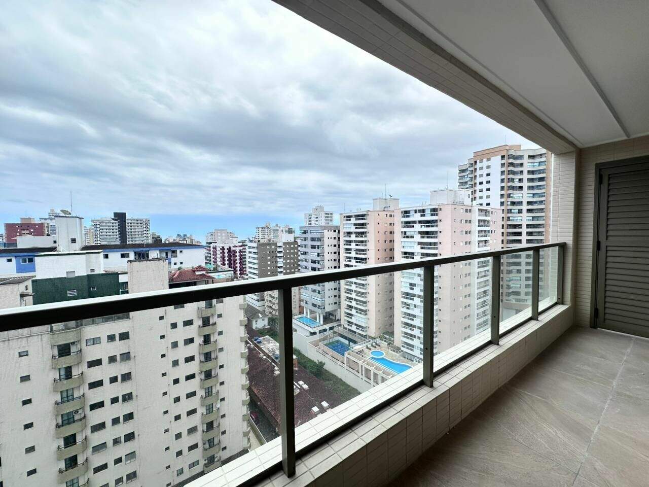 Apartamento à venda no Canto do Forte: 