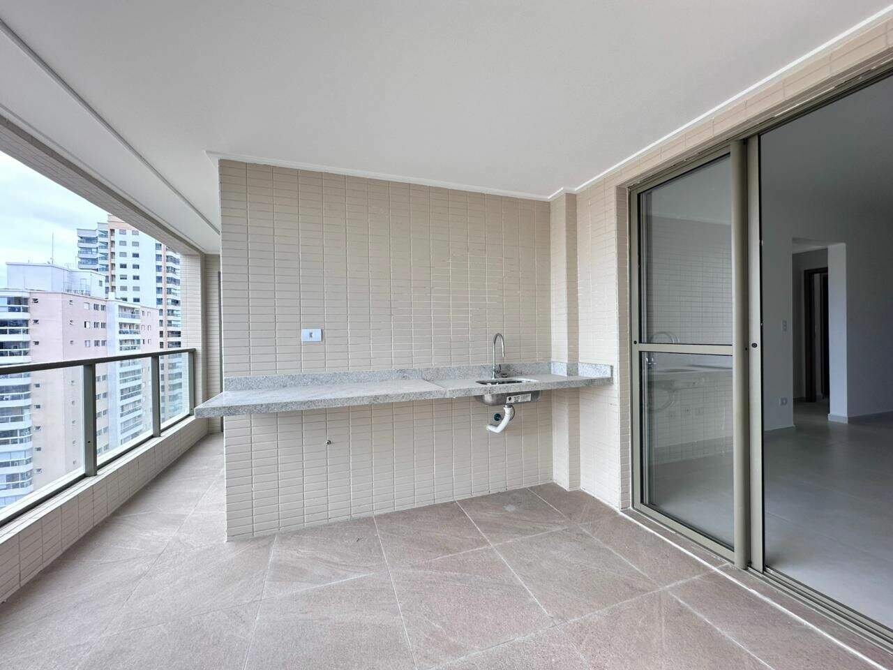 Apartamento à venda no Canto do Forte: 