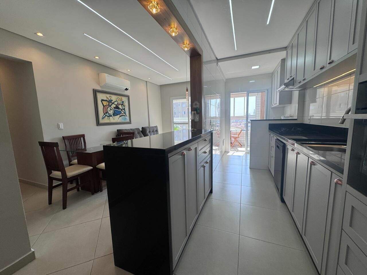 Apartamento à venda no Ocian: 