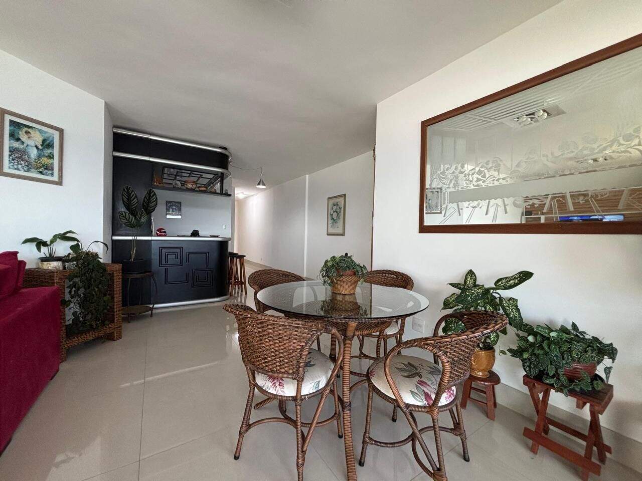 Apartamento à venda no Canto do Forte: 