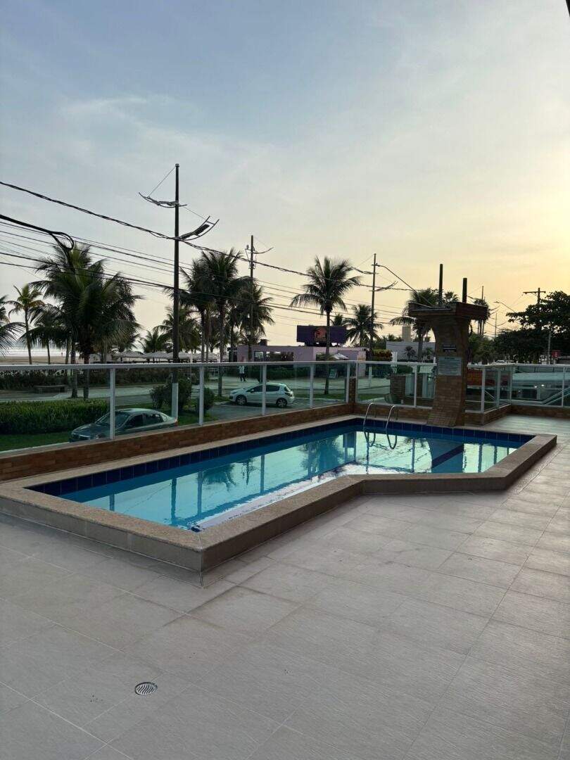 Apartamento à venda no Canto do Forte: 